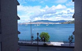 Estudio con vistas al mar en Baiona